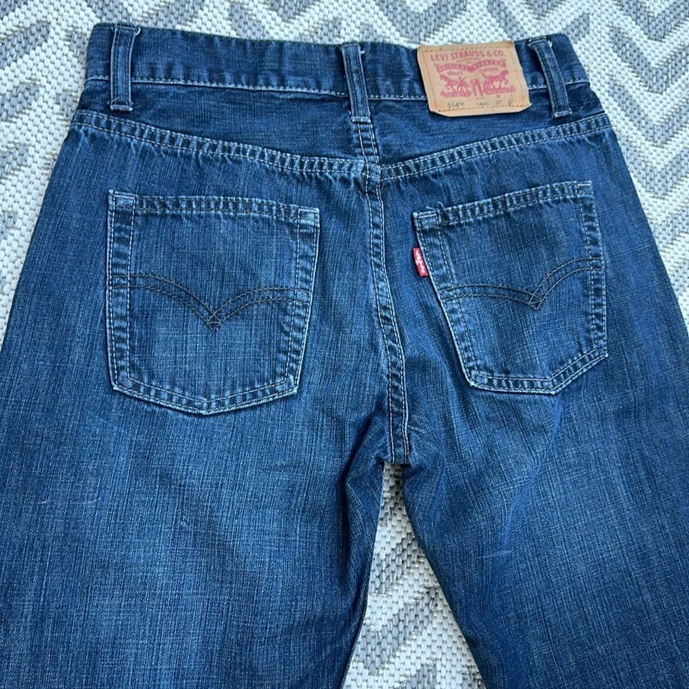 Levi’s ladies 14, regular W 27L 27 514 straight dark wash